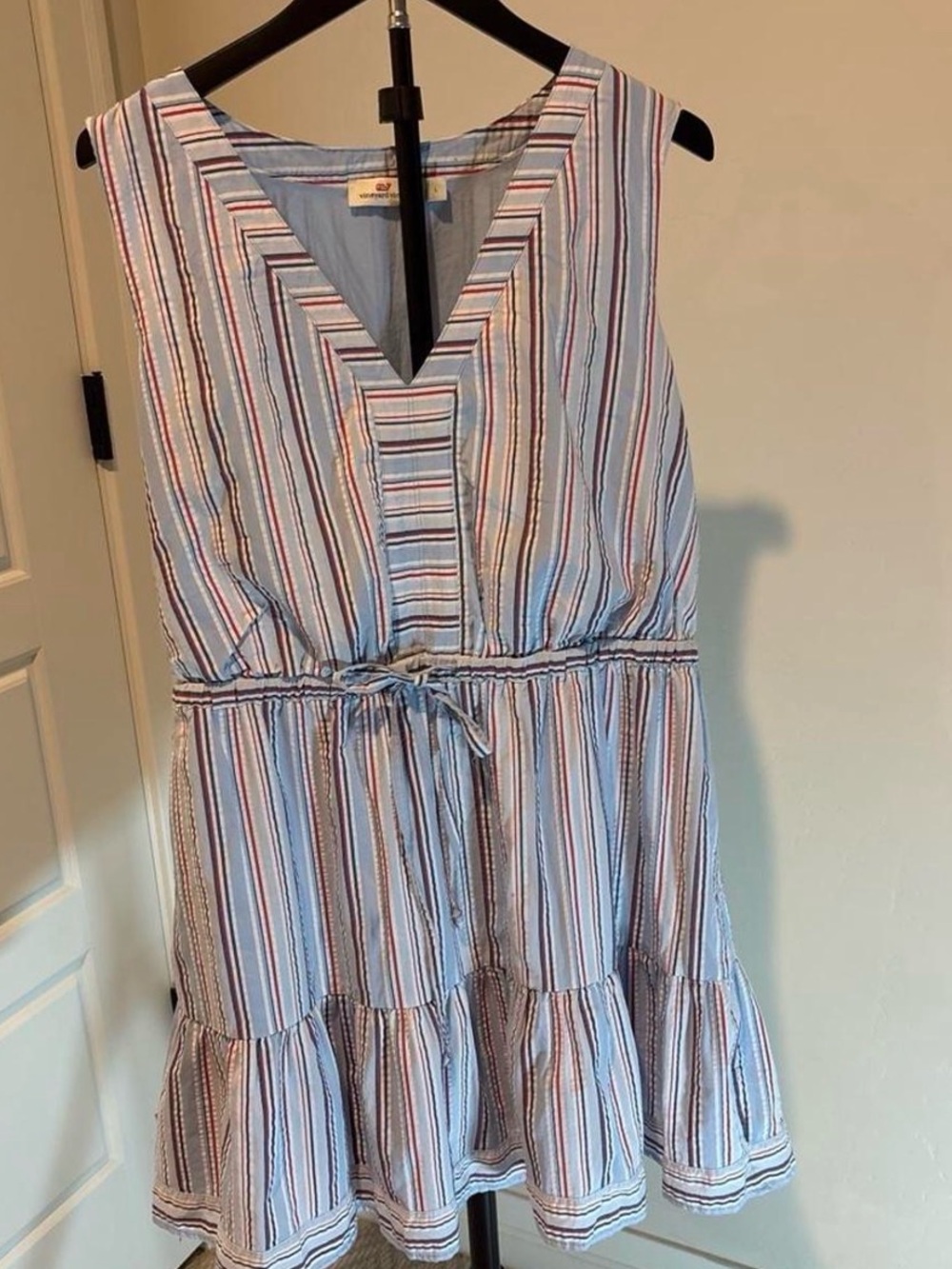 Vineyard Vines Striped Sleeveless Tiered Dress Women’s Large Blue Red White - Picture 2 of 9